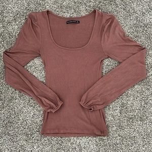 Mauve Form Fitting Long Sleeve Shirt.
